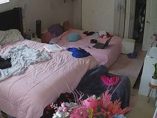voyeurcam-house-charleys-room