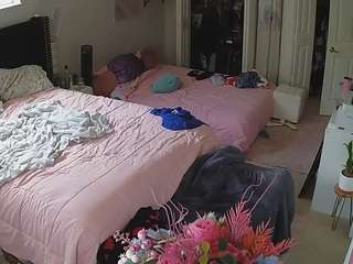 voyeurcam-house-charleys-room