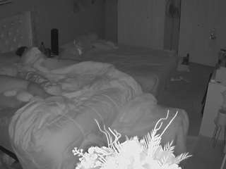 voyeurcam-house-charleys-room