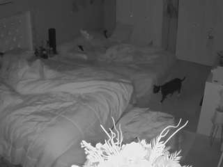 voyeurcam-house-charleys-room