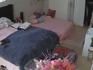 voyeurcam-house-charleys-room webcam