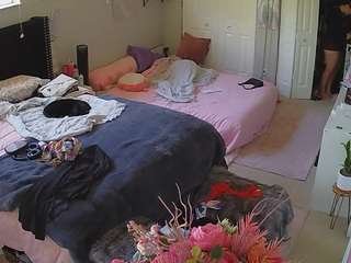 voyeurcam-house-charleys-room webcam
