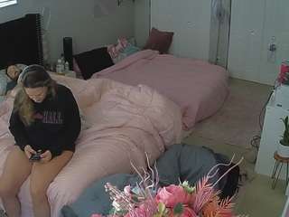 voyeurcam-house-charleys-room webcam