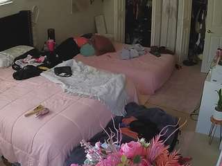 voyeurcam-house-charleys-room webcam