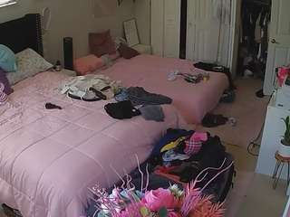 voyeurcam-house-charleys-room