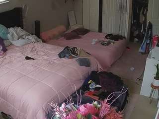 voyeurcam-house-charleys-room