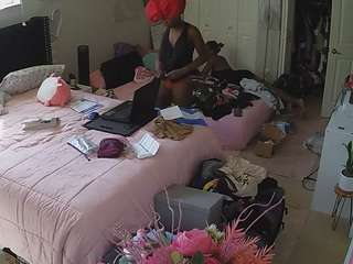 voyeurcam-house-charleys-room webcam