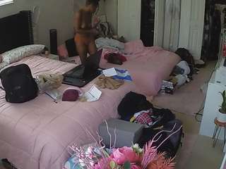 voyeurcam-house-charleys-room