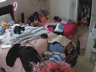 voyeurcam-house-charleys-room webcam