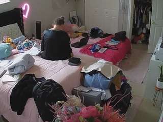 voyeurcam-house-charleys-room webcam