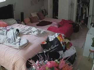 voyeurcam-house-charleys-room