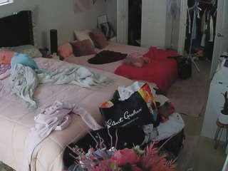 voyeurcam-house-charleys-room