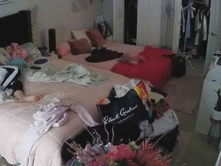 voyeurcam-house-charleys-room