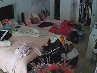 voyeurcam-house-charleys-room