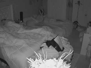 voyeurcam-house-charleys-room