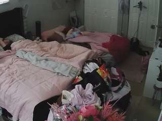 voyeurcam-house-charleys-room