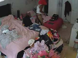 voyeurcam-house-charleys-room