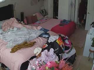voyeurcam-house-charleys-room