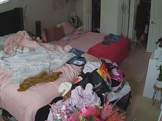 voyeurcam-house-charleys-room