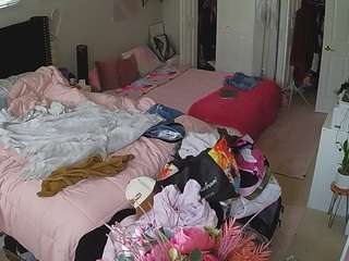 voyeurcam-house-charleys-room