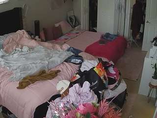 voyeurcam-house-charleys-room