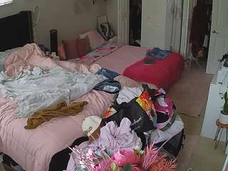 voyeurcam-house-charleys-room