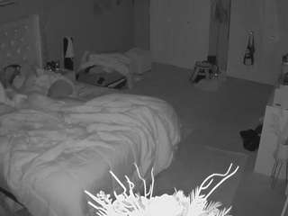voyeurcam-house-... Live Webcam on CamSoda