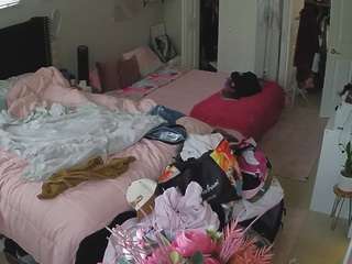 voyeurcam-house-charleys-room