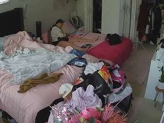voyeurcam-house-charleys-room