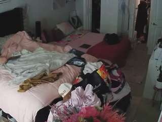 voyeurcam-house-charleys-room