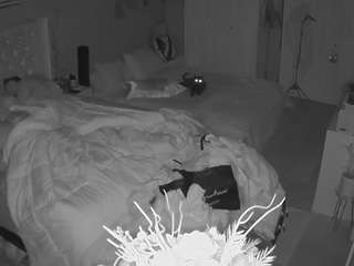 voyeurcam-house-charleys-room