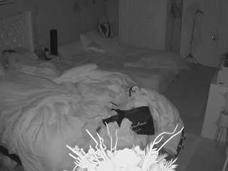 voyeurcam-house-charleys-room