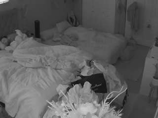 voyeurcam-house-charleys-room