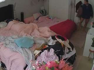 voyeurcam-house-charleys-room