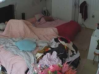 voyeurcam-house-charleys-room