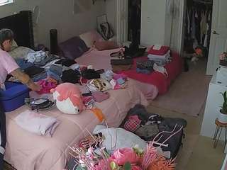 voyeurcam-house-charleys-room