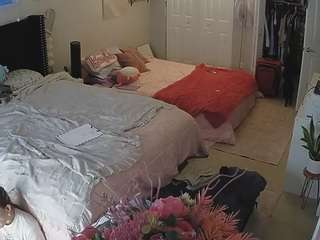 voyeurcam-house-charleys-room