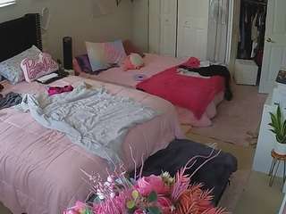 voyeurcam-house-charleys-room