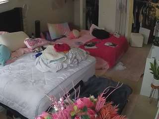 voyeurcam-house-charleys-room