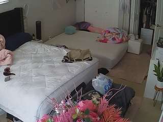 voyeurcam-house-charleys-room