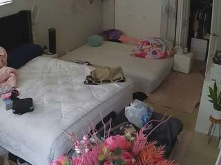 voyeurcam-house-charleys-room