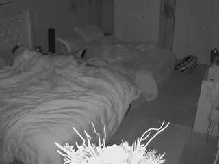 voyeurcam-house-... Live Webcam on CamSoda
