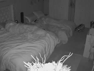 voyeurcam-house-charleys-room