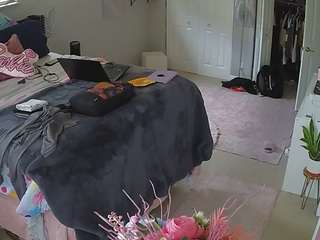 voyeurcam-house-charleys-room