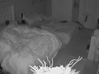 le modèle voyeurcam-house-charleys-room est en webcam porno dans un show sur le site camsoda, il possède les tags suivants: ass,pawg,wet,voyeur,thick,tease,strip,squirter,spank,sex,pussy,pov,orgasm,asshole,masturbation,handjob,flashing,fingers,dildo,cum
