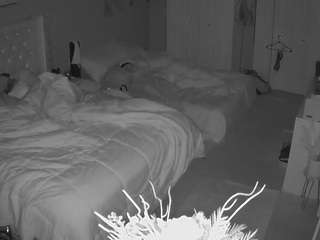voyeurcam-house-charleys-room