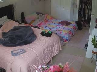 voyeurcam-house-charleys-room