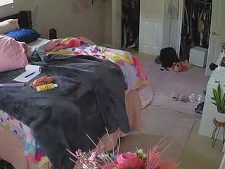 voyeurcam-house-charleys-room