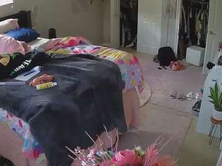 voyeurcam-house-... Live Webcam on CamSoda