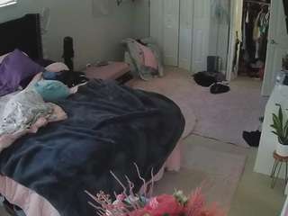 voyeurcam-house-charleys-room